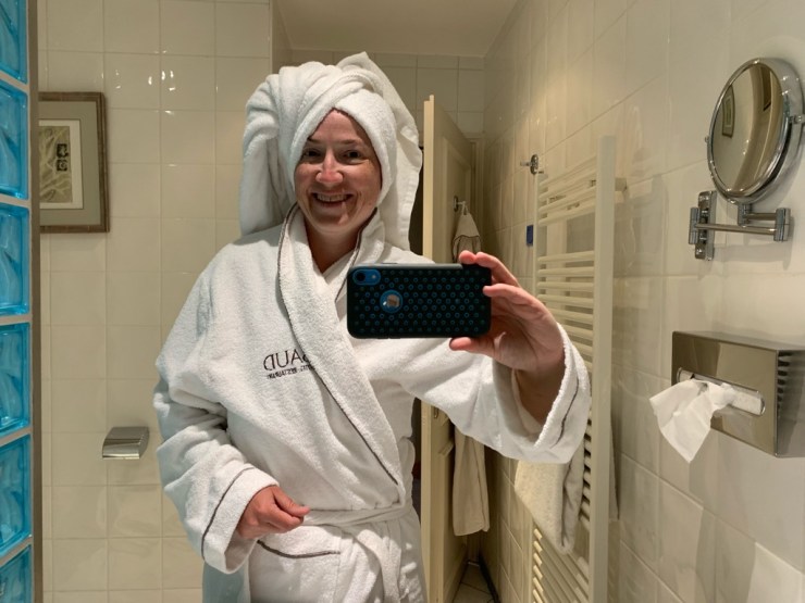 43805C0F-5C2A-4E41-B1C9-1C0ED533B60D