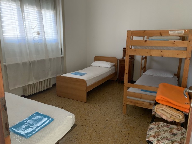 2A8D75AF-A911-43A3-BF90-323FF3118B85